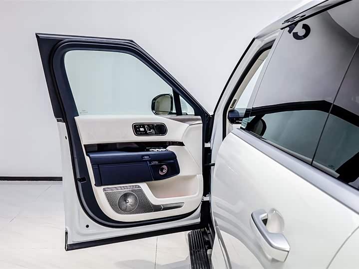 Zeekr 9X 2025 2025款 Ultra版 70kWh