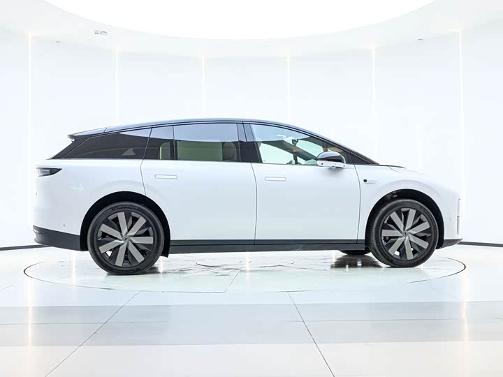 LiXiang i6 2025 2025款 四驱标准版