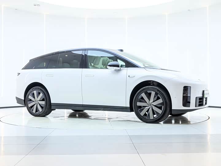 LiXiang i6 2025 2025款 四驱标准版