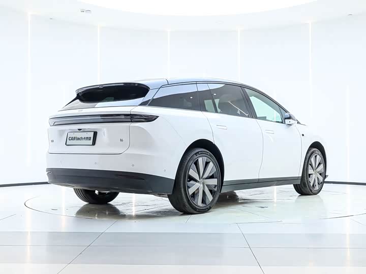 LiXiang i6 2025 2025款 四驱标准版