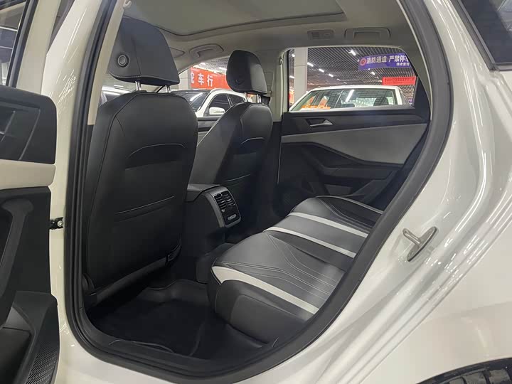 Jetta VA7 2025 2025款 1.4T 先到先得版