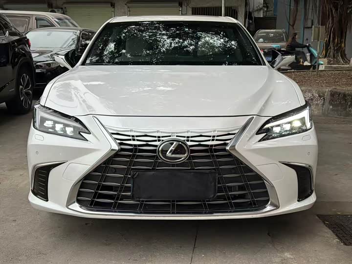 Lexus ES 2025 2025款 200 臻享版