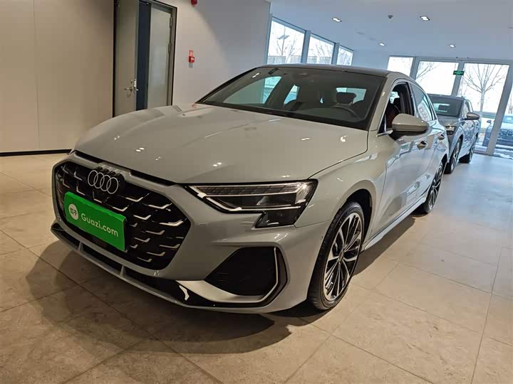 Audi A3 2025 2025款 A3L Limousine 35TFSI 飞驰尊享型 +豪华臻选包