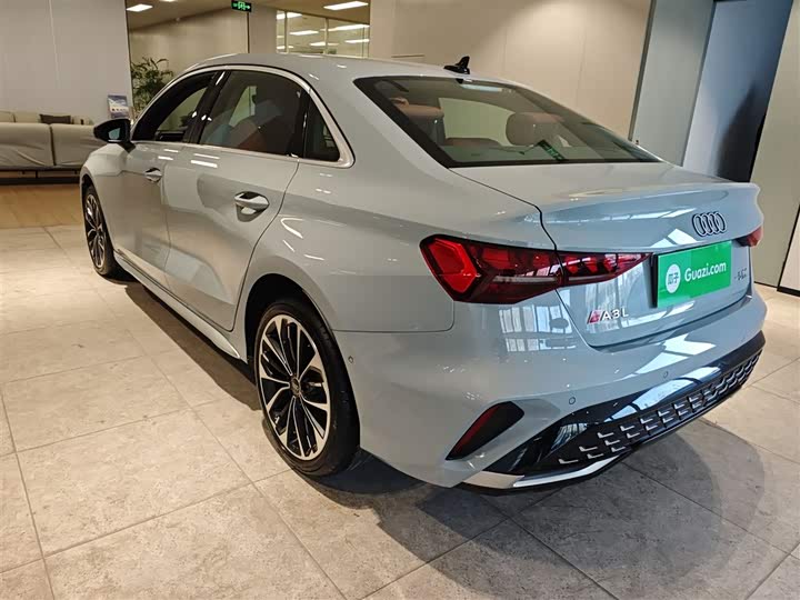 Audi A3 2025 2025款 A3L Limousine 35TFSI 飞驰尊享型 +豪华臻选包