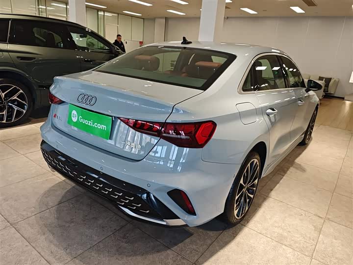 Audi A3 2025 2025款 A3L Limousine 35TFSI 飞驰尊享型 +豪华臻选包