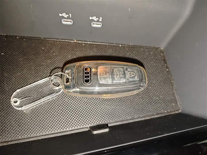 Audi A3 2025 2025款 A3L Limousine 35TFSI 飞驰尊享型 +豪华臻选包