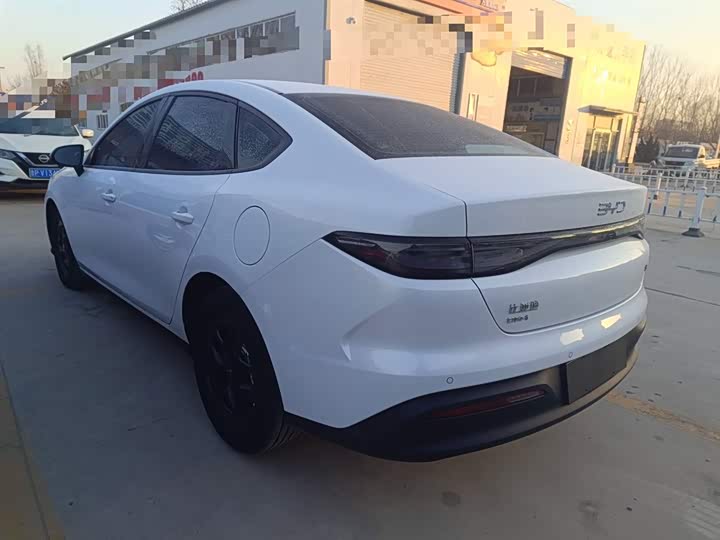 BYD Seal 05 DM-i Hybrid 2025 2025款 DM-i 智驾版 55KM豪华型