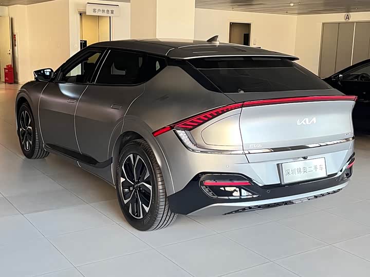 2023 Kia EV6