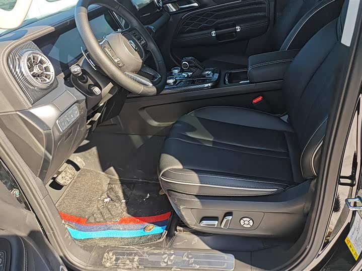 Tank 300 2024 2024款 2.0T 征服者