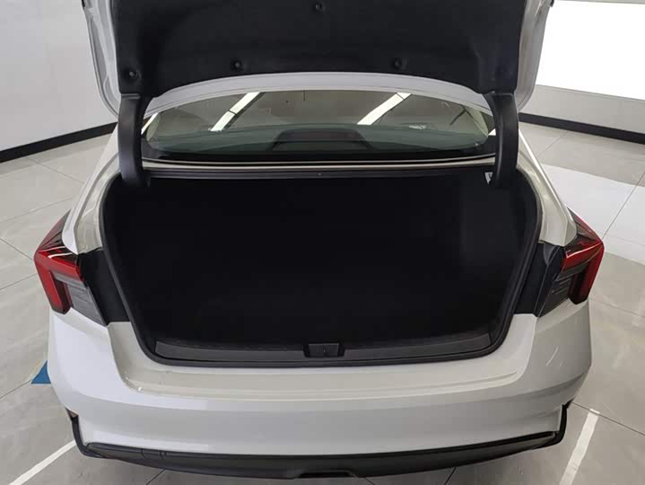 Honda Integra 2023 2023款 240TURBO CVT领先版