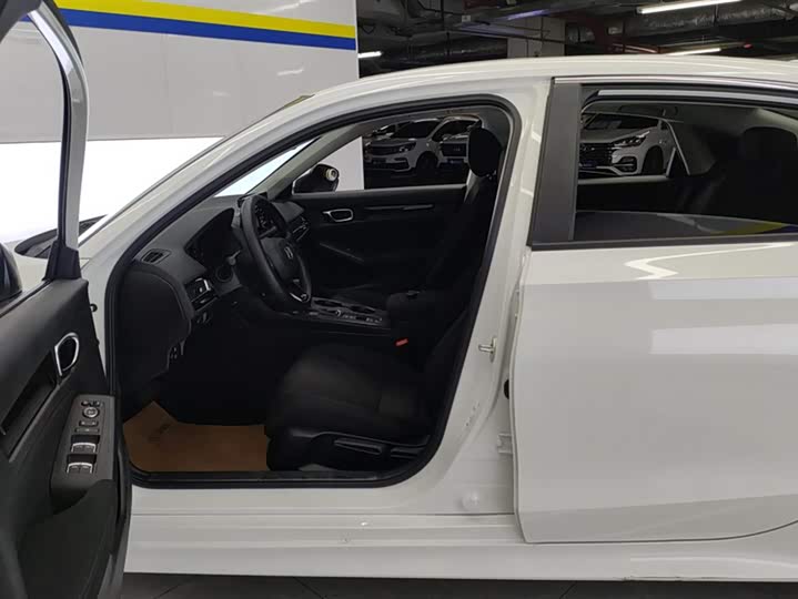 Honda Integra 2023 2023款 240TURBO CVT领先版