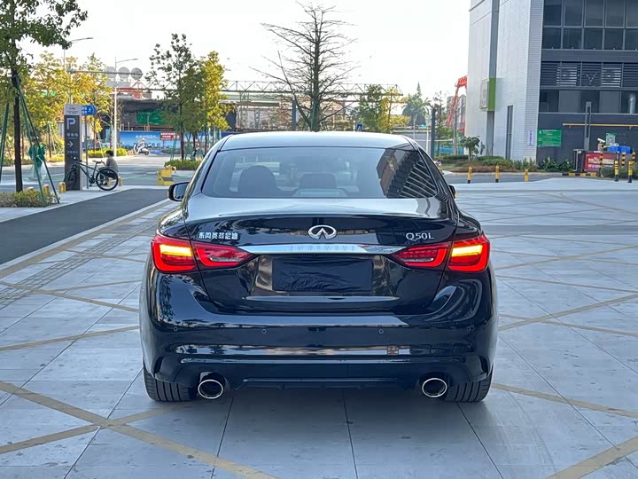 Infiniti Q50L 2021 2021款 2.0T 进享运动版