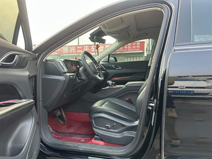 Hongqi HS3 2023 2023款 1.5T 两驱善为版