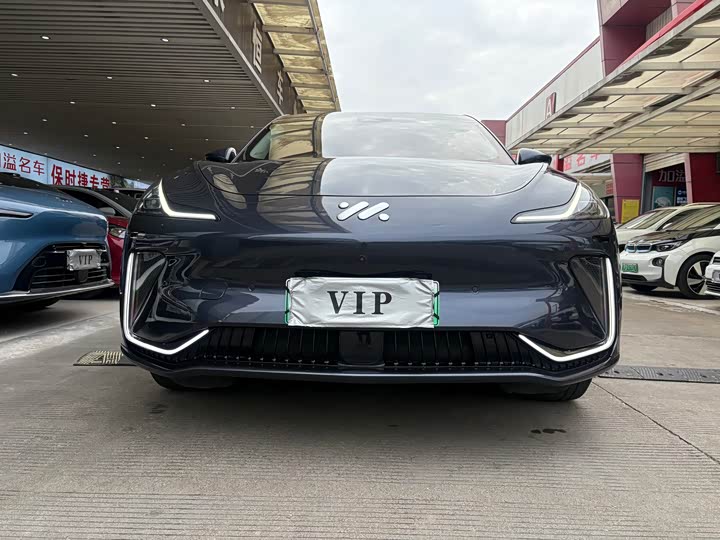 IM motors LS7 2023 2023款 100kWh Lux后驱版