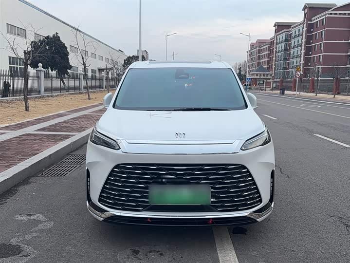 Buick GL8 Hybrid 2025 2025款 陆尚 尊享版 7座