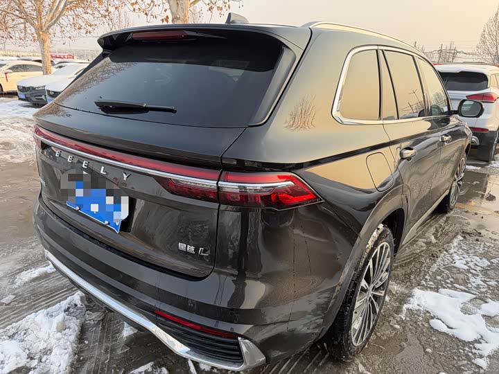 Geely Monjaro 2025 2025款 东方曜 2.0TD 自动四驱望月版