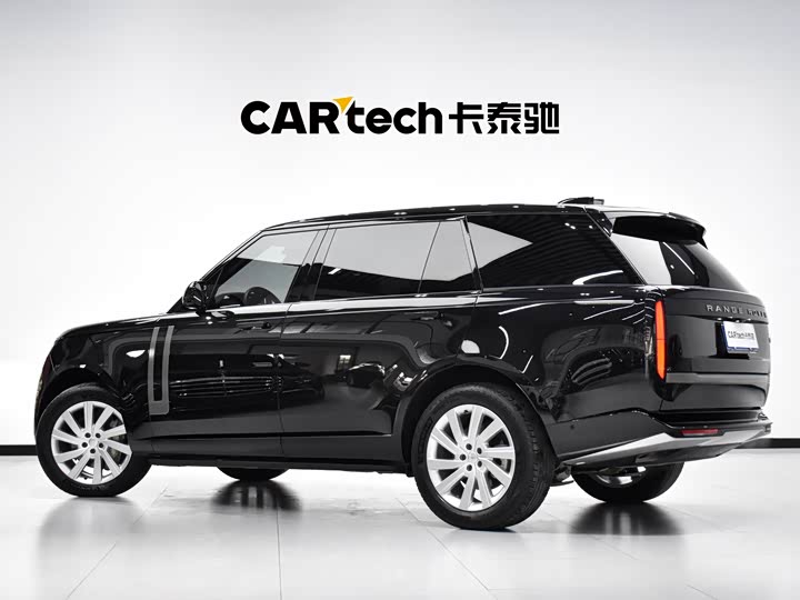 Land Rover Range Rover 2025 2025款 3.0 L6 400PS 盛世加长版