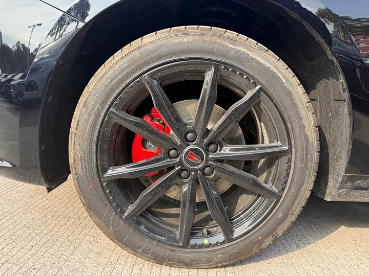 Hongqi H5 2025 2025款 1.5T DCT玄影版