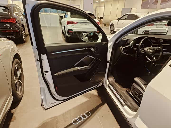 Audi Q3 Sportback 2024 2024款 45 TFSI quattro 上市特别版