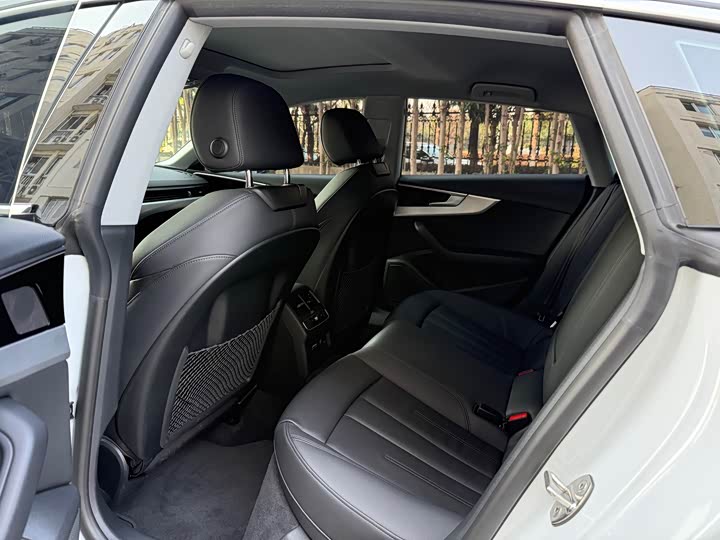 Audi A5 2024 2024款 Sportback 40 TFSI quattro 豪华动感型