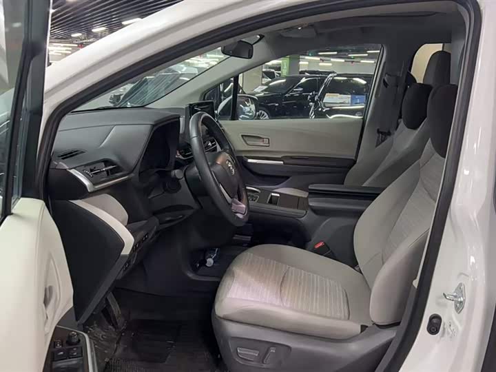 Toyota Sienna 2024 2024款 2.5L混动 舒适版