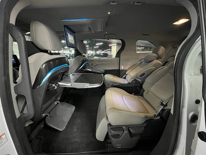 Toyota Sienna 2024 2024款 2.5L混动 舒适版