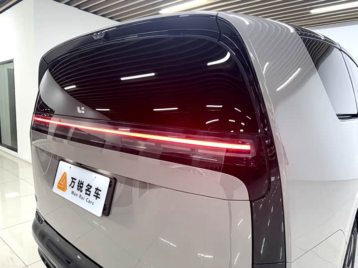 LiXiang Mega 2025 2025款 Ultra 智能焕新版