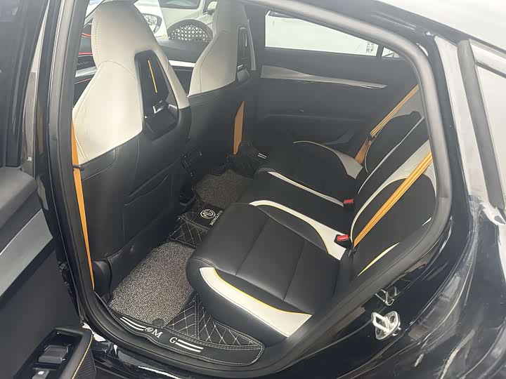 MG Motor 5 Scorpio 2022 2022款 1.5T Trophy运动旗舰版