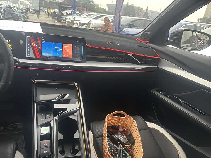 MG Motor 5 Scorpio 2022 2022款 1.5T Trophy运动旗舰版