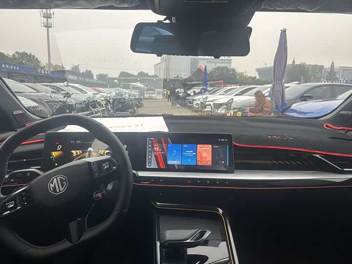 MG Motor 5 Scorpio 2022 2022款 1.5T Trophy运动旗舰版