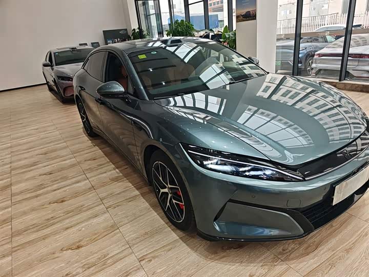 BYD Han L 2025 2025款 DM-p 四驱激光雷达旗舰型