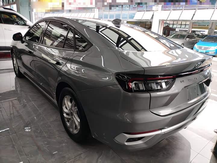 Ford Mondeo 2025 2025款 1.5T EcoBoost 舒雅型