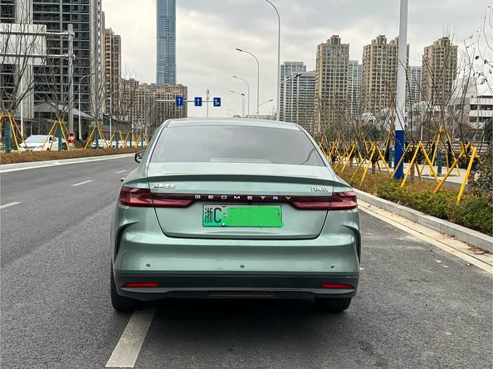 Geely Geometry G6 2022 2022款 480 新享型