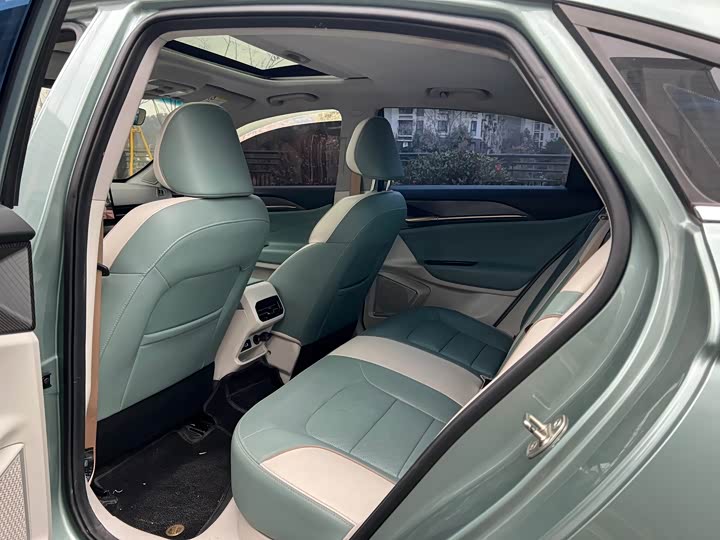 Geely Geometry G6 2022 2022款 480 新享型