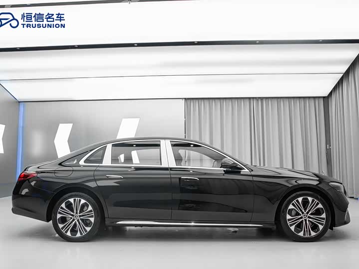 Mercedes-Benz E-Class Hybrid 2024 2024款 E 350 e L 插电式混合动力轿车