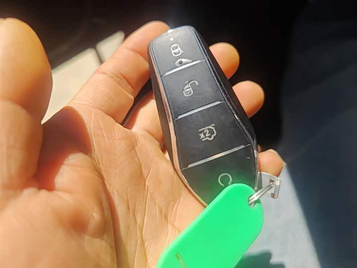 BYD Song L 2025 2025款 智驾版 602km 激光雷达四驱型