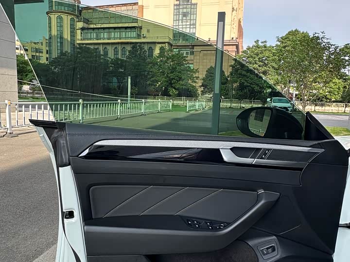 Volkswagen CC 2024 2024款 380TSI 夺目版