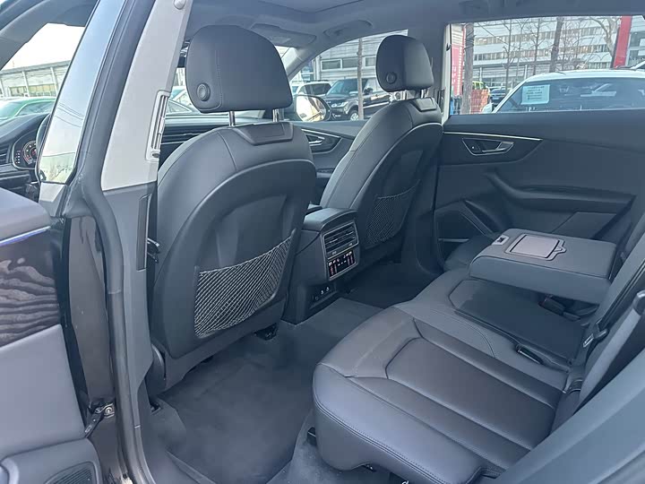 Audi Q8 2023 2023款 55 TFSI 豪华动感型