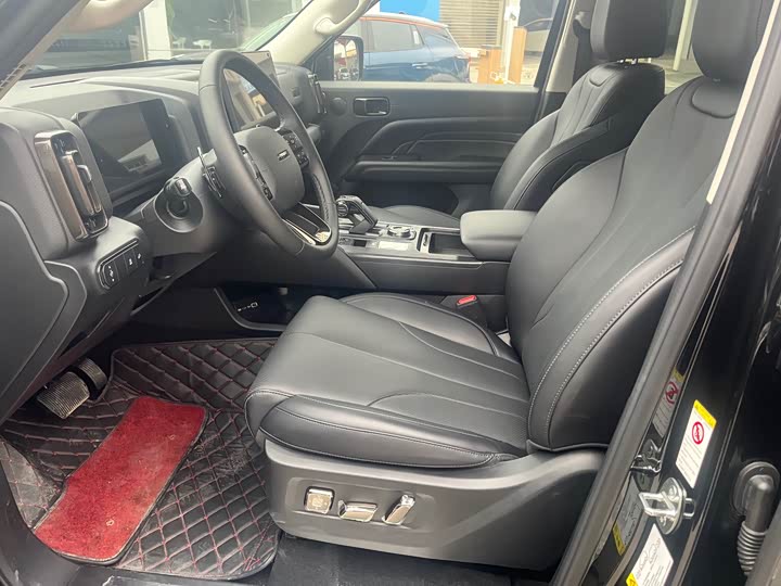 Haval H9 2024 2024款 2.0T 汽油四驱极境版