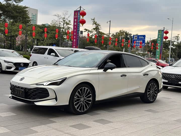 MG Motor 7 2025 2025款 1.5T 300 DCT优雅版