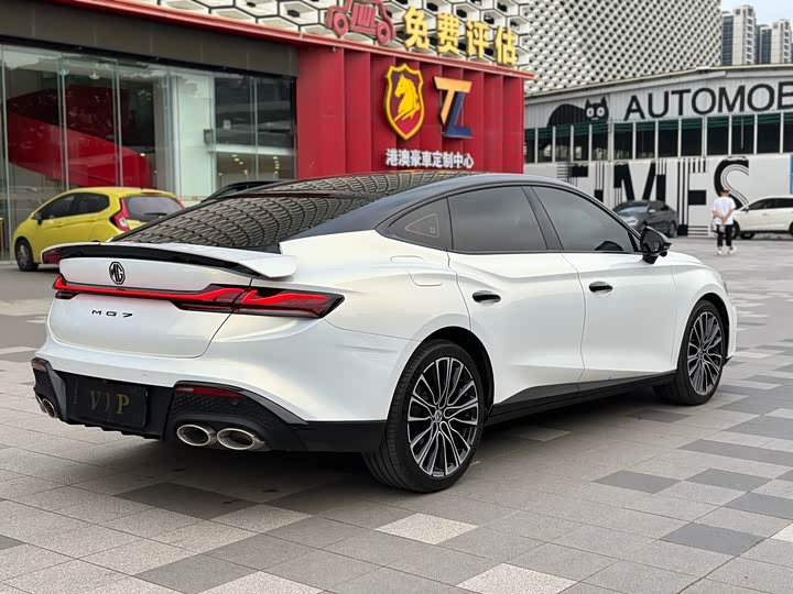 MG Motor 7 2025 2025款 1.5T 300 DCT优雅版