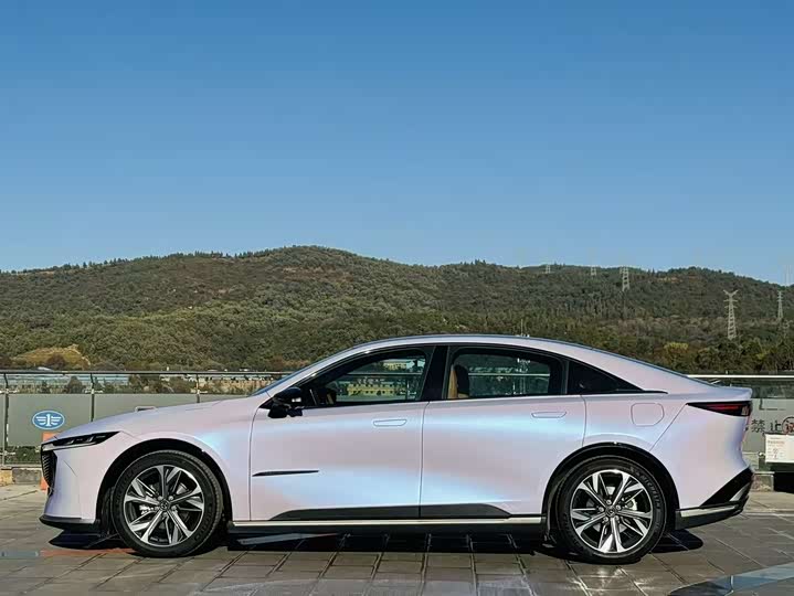 Mazda EZ-6 2024 2024款 增程200智尊版