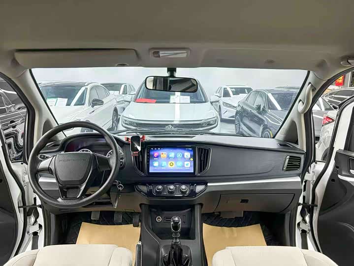 Dongfeng Forthing Lingzhi M5 2024 2024款 M5L 1.5T 手动基本型 7座