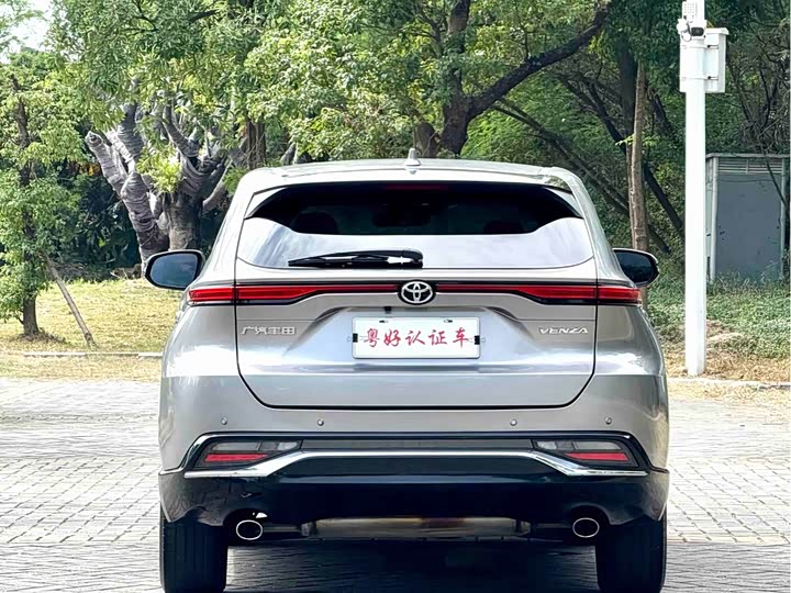 Toyota Venza 2023 2023款 2.0L CVT两驱尊贵版