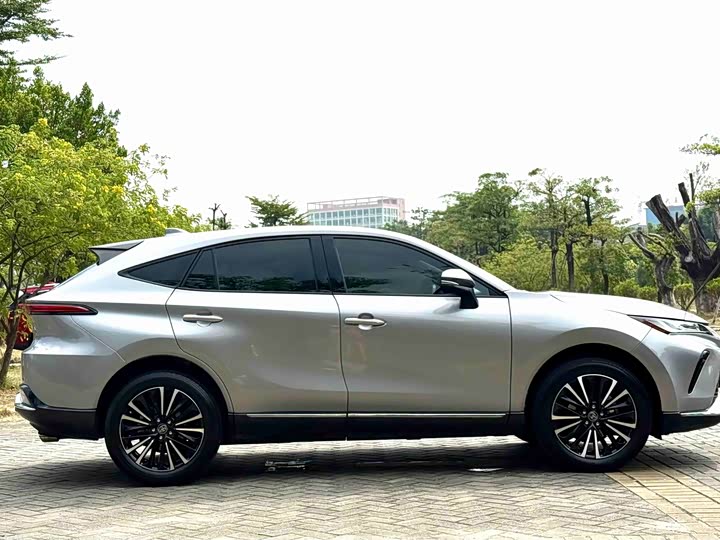 Toyota Venza 2023 2023款 2.0L CVT两驱尊贵版