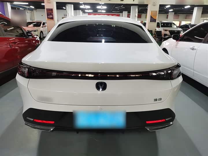 Changan Eado Plus 2025 2025款 蓝鲸 1.5T 500Bar尊贵型
