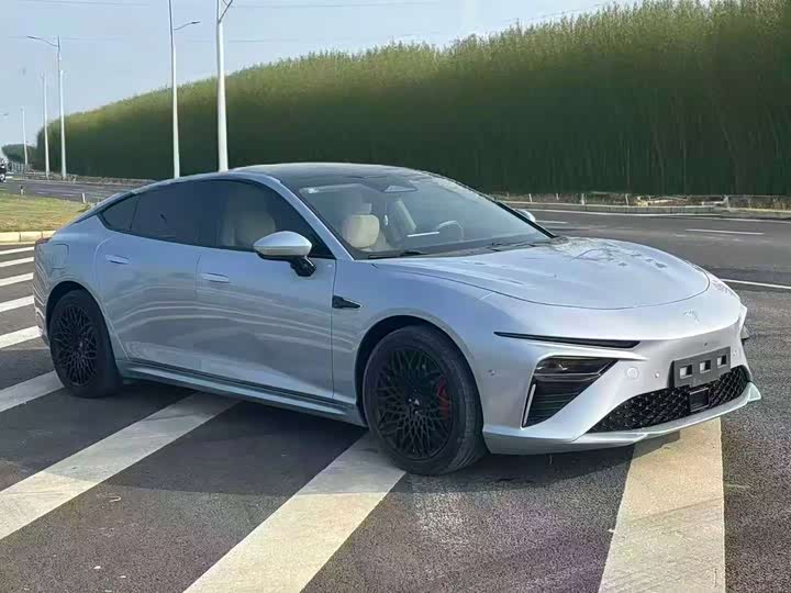 Hozon S 2022 2022款 增程版 1160km 后驱大版