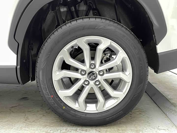 Toyota Frontlander 2026 2026款 2.0L CVT舒适版