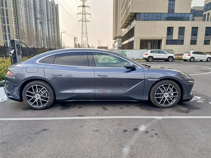 Denza Z9 2024 2024款 1100km 四驱Max版