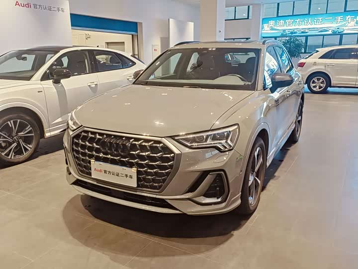 Audi Q3 2024 2024款 45 TFSI quattro 时尚动感型